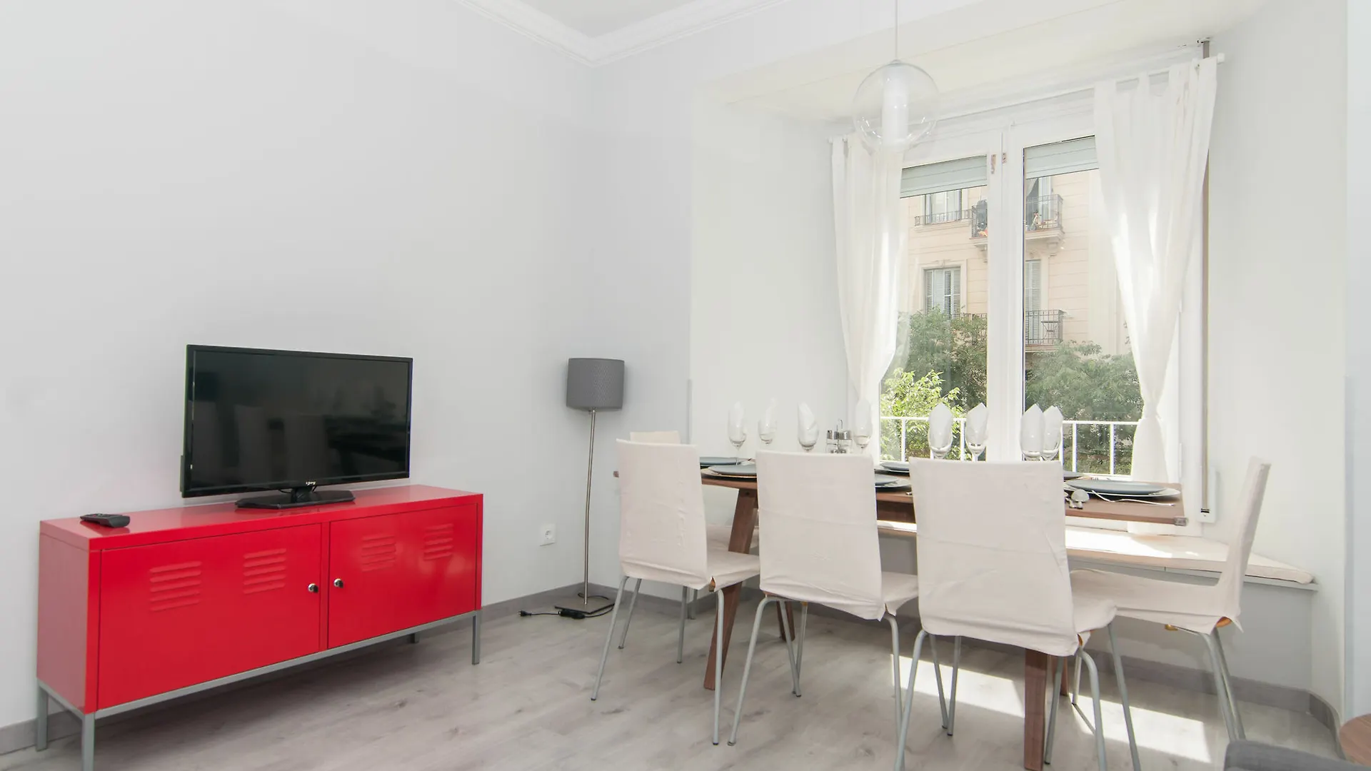 Go Bcn Apartments Rossello Barcelona