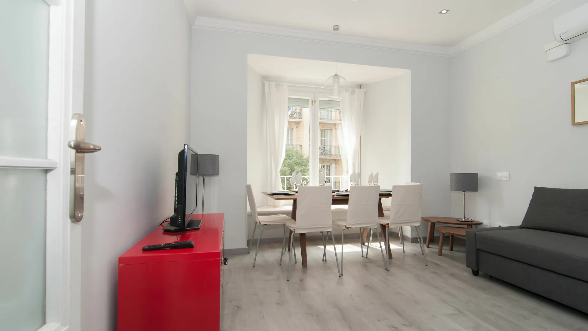 Go Bcn Apartments Rossello Barcelona 0*,